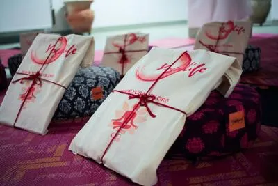 Gift Pack With Yogalife Logo